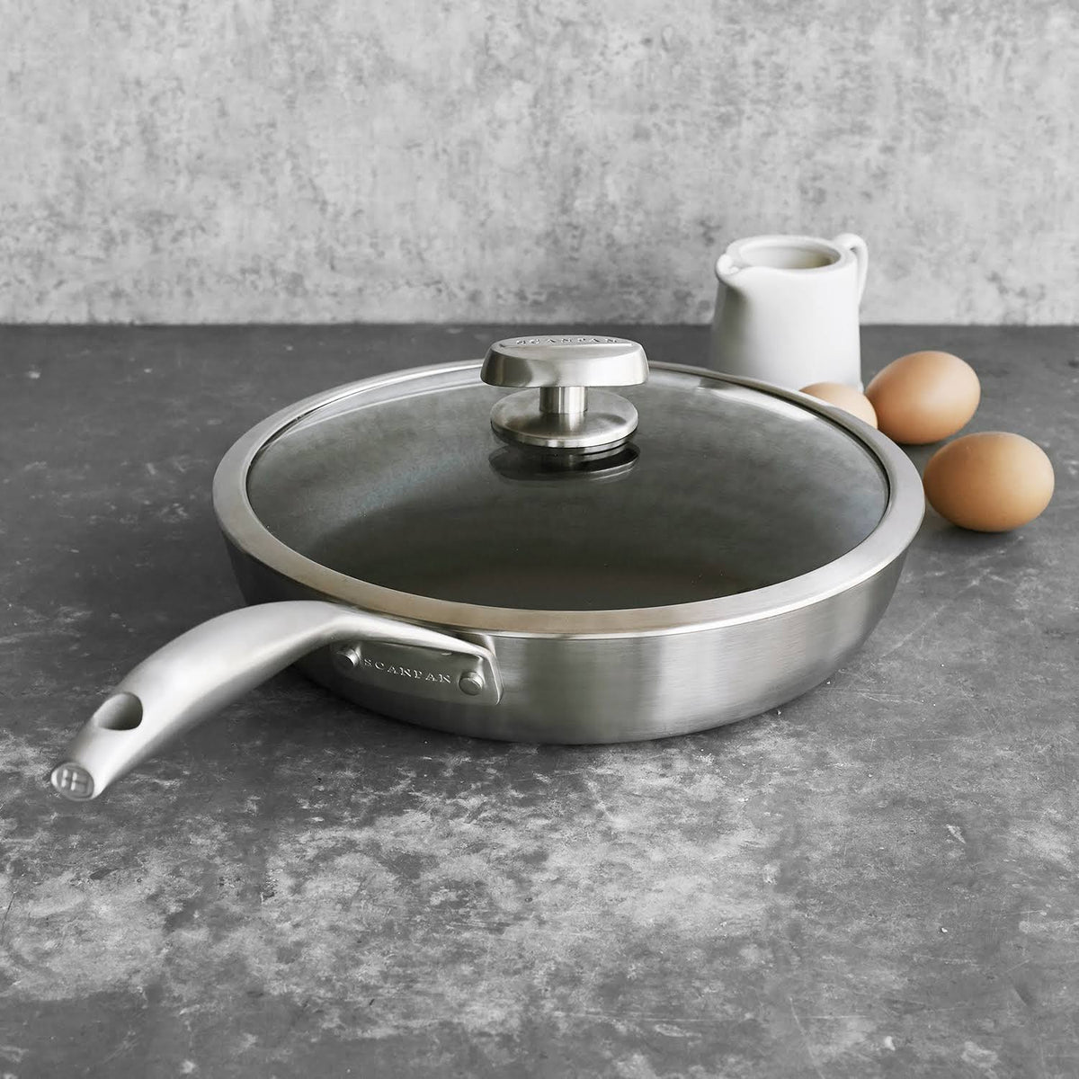 Sauté Pan with Lid 3 qt. A240558