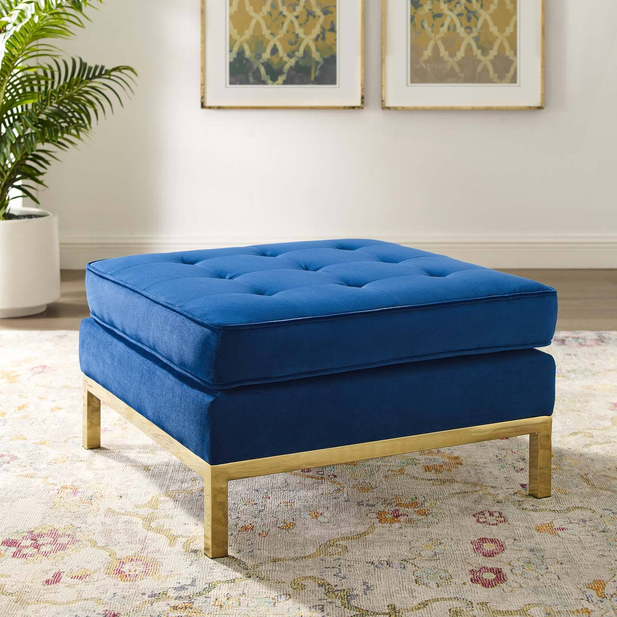 Velvet Ottoman J902