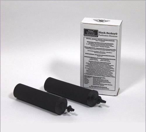 Travel Water Filter with 2 Black Filters U985