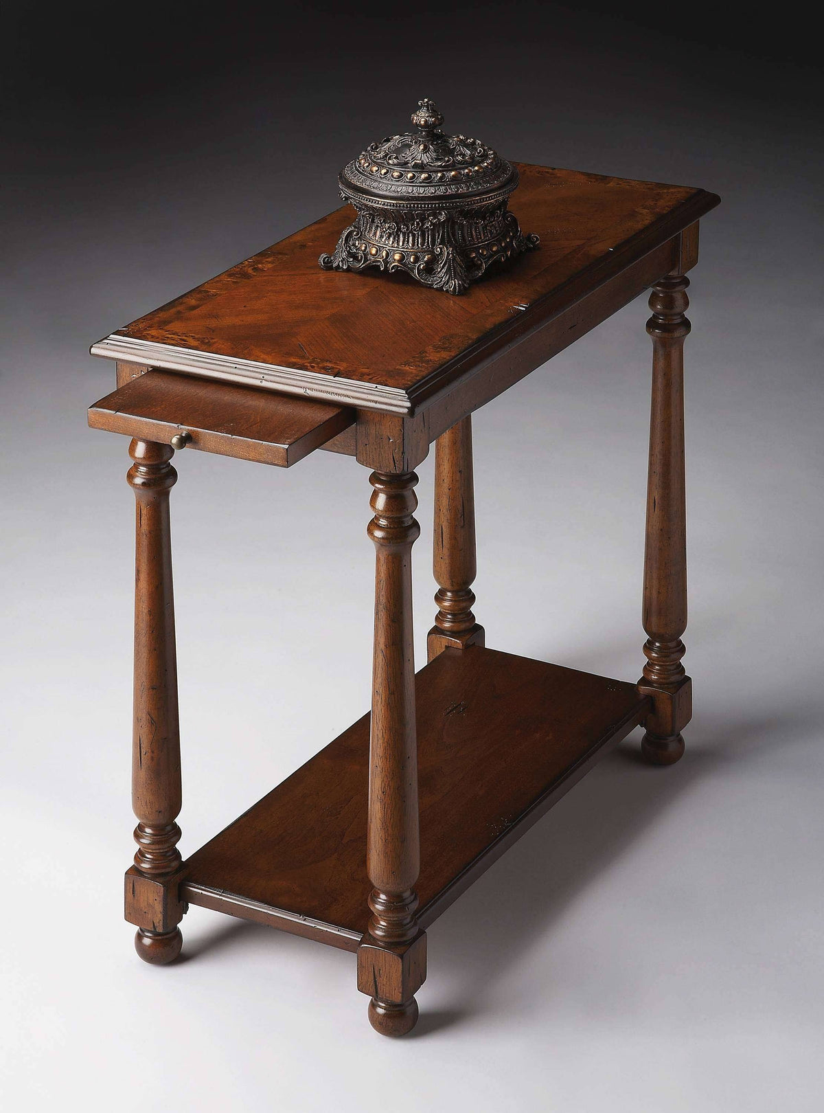 Chairside Table V1952