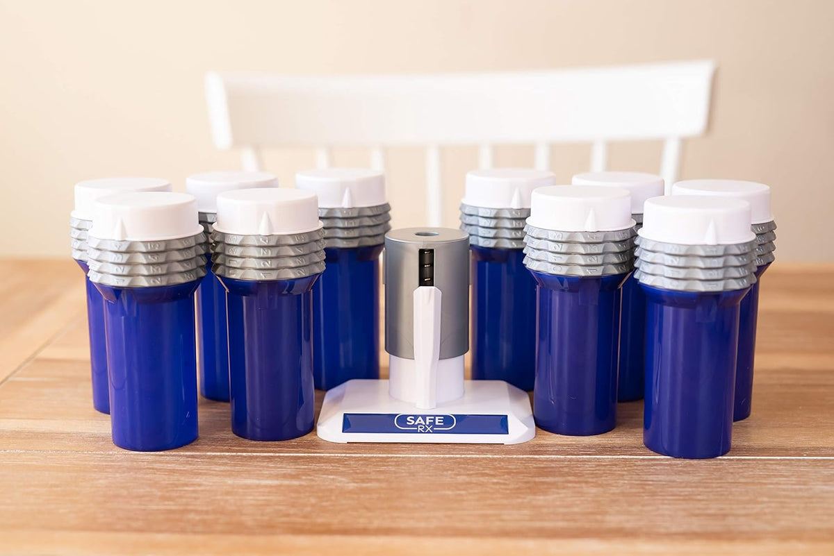 Locking Pill Bottle 10 Pack B9051