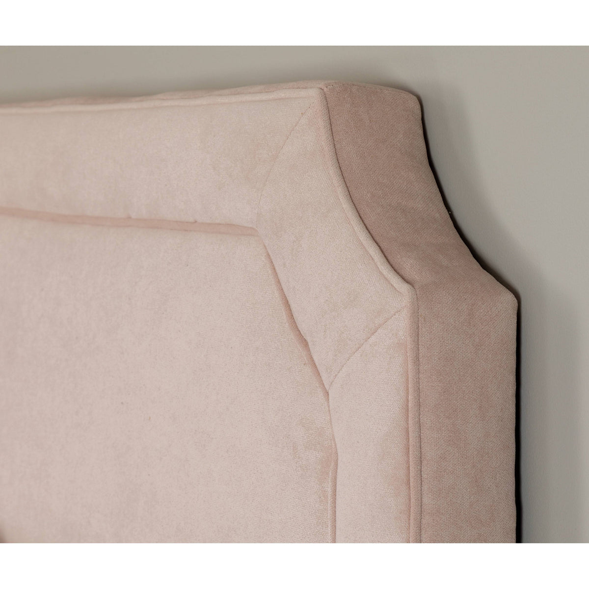 Queen Headboard I35185