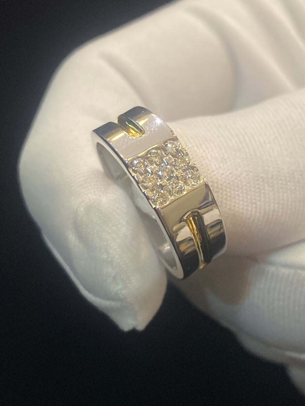 14K White Gold Diamond Wedding Band Ring H700