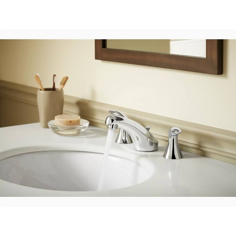 White Undermount Oval Bathroom Sink with Overflow T97886