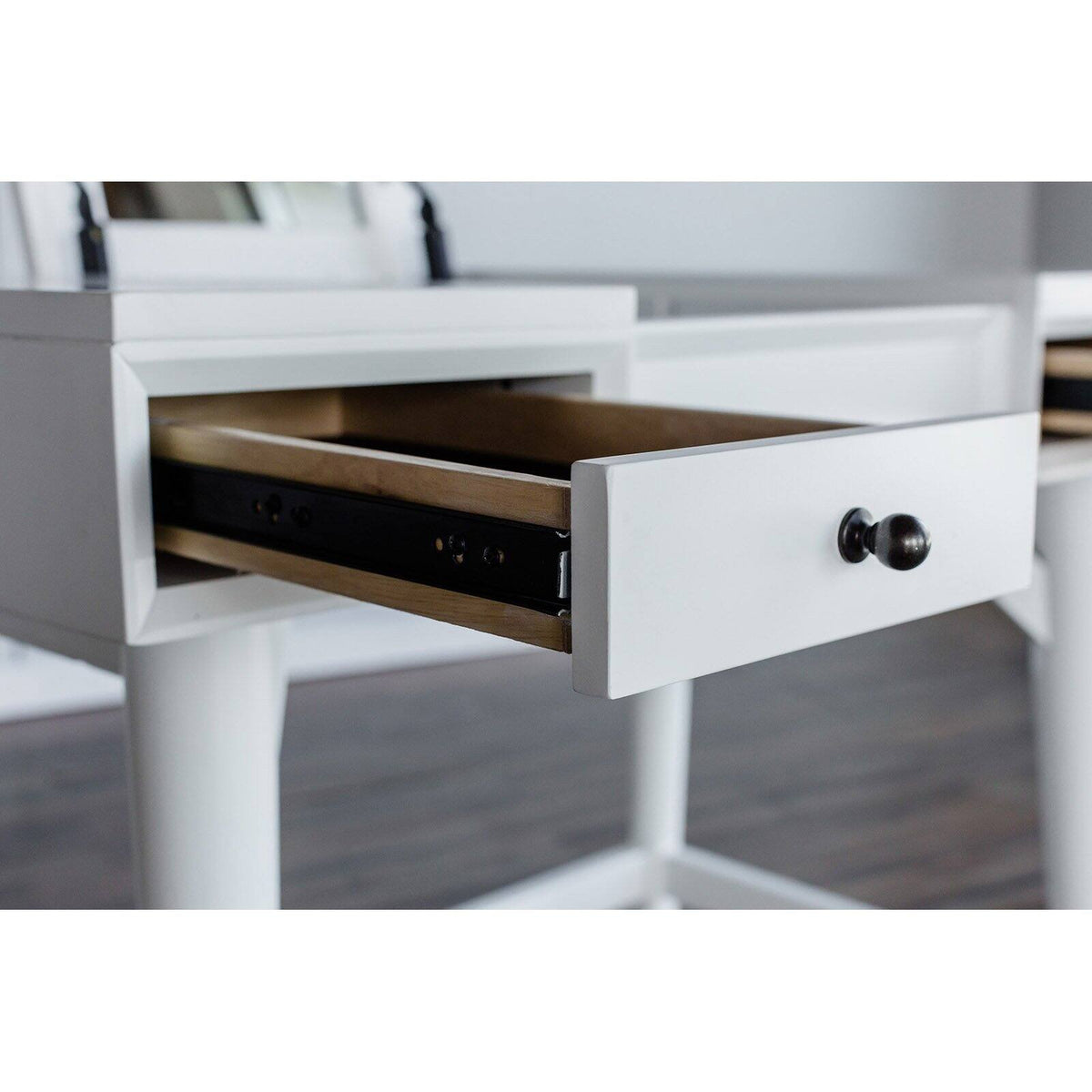 White Bedroom Vanity P508
