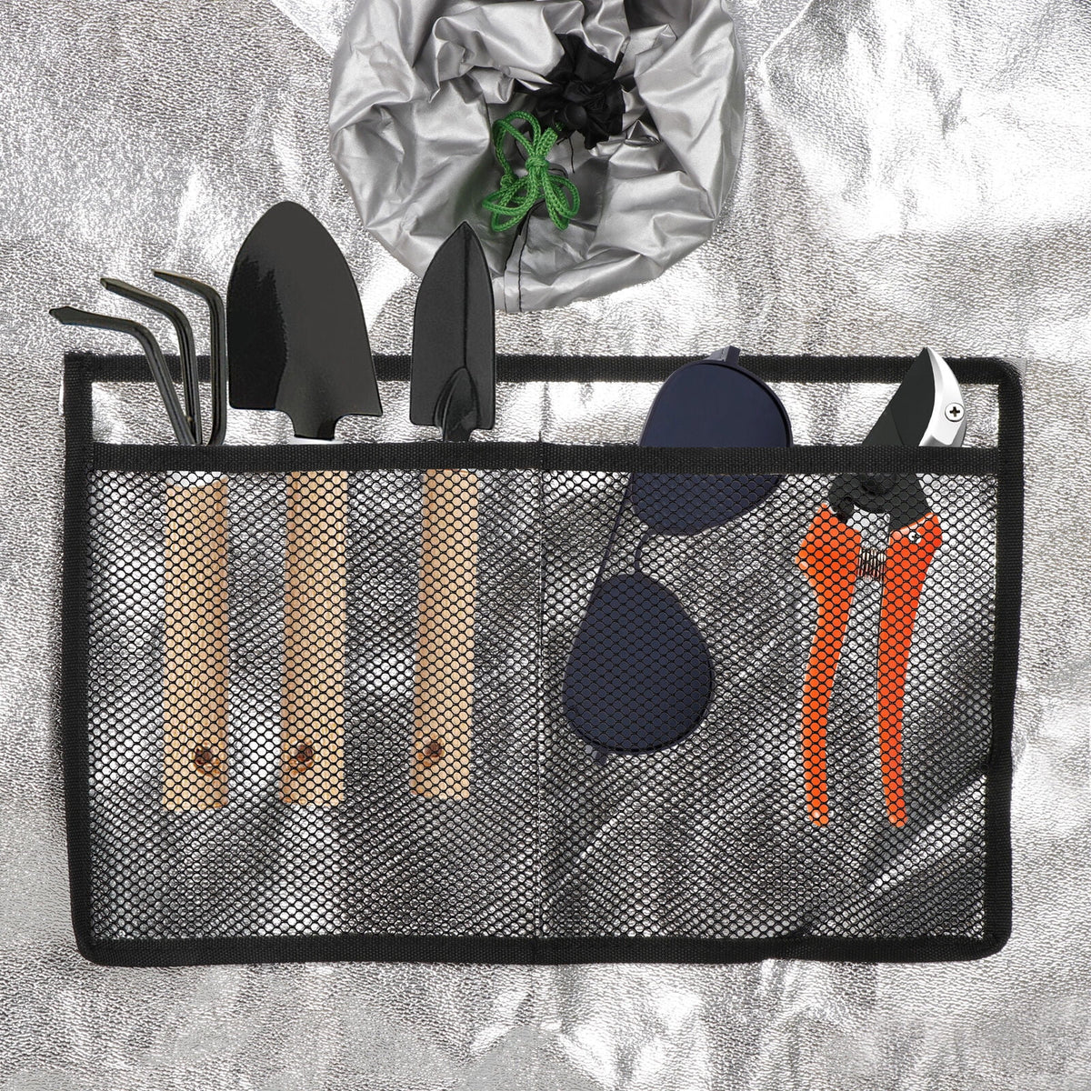 48" x 24" x 60" Aluminum and Iron Plant Growing Tent U597378