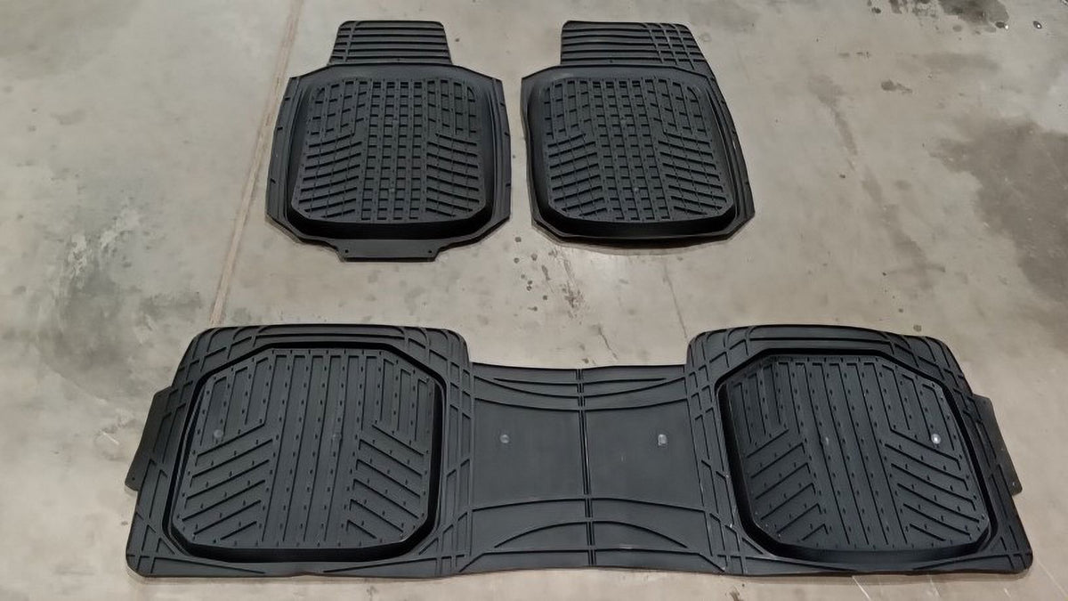 Pre-Owned 2018 Dodge Caravan 3 Front & Rear Rubber Floor Mat Set OEM P5592