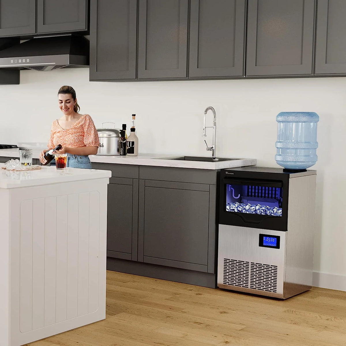 Commercial Ice Maker Machine 100lbs/24h with 33lbs Storage Bin, Stainless Steel Ice Scoop, Blue Light, Freestanding Ice Machine Water Bottle X1625