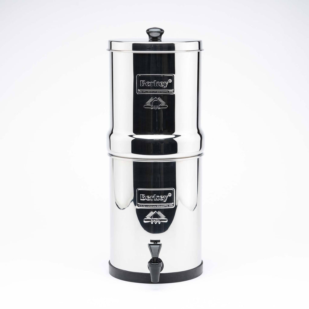 Travel Water Filter with 2 Black Filters U985