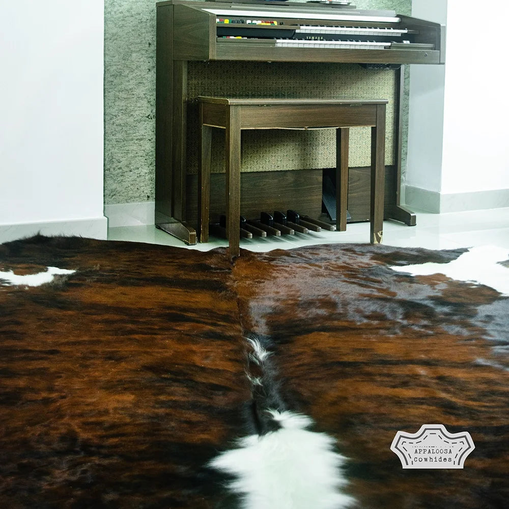 Dark Tricolor Genuine Leather Cowhide Rug, Medium 5' x 7' L399