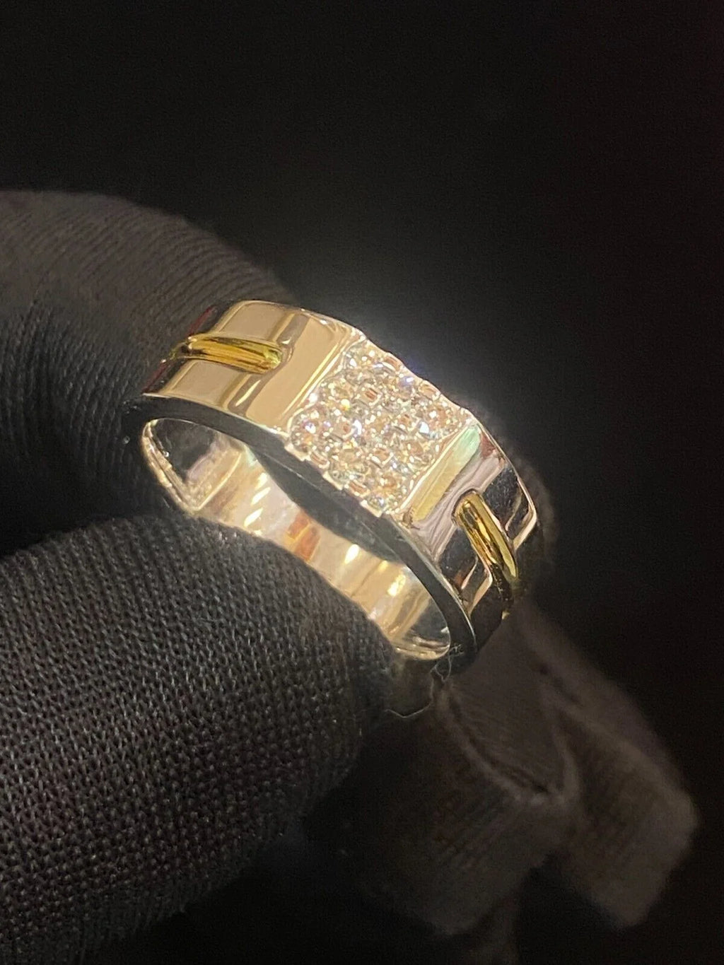 14K White Gold Diamond Wedding Band Ring H700