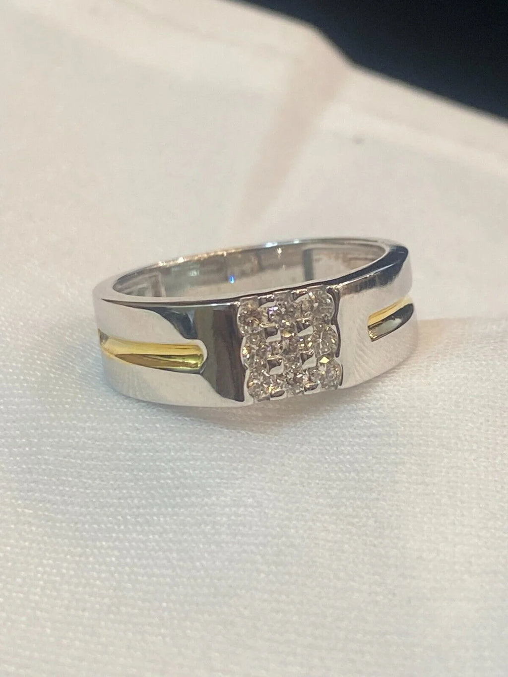 14K White Gold Diamond Wedding Band Ring H700